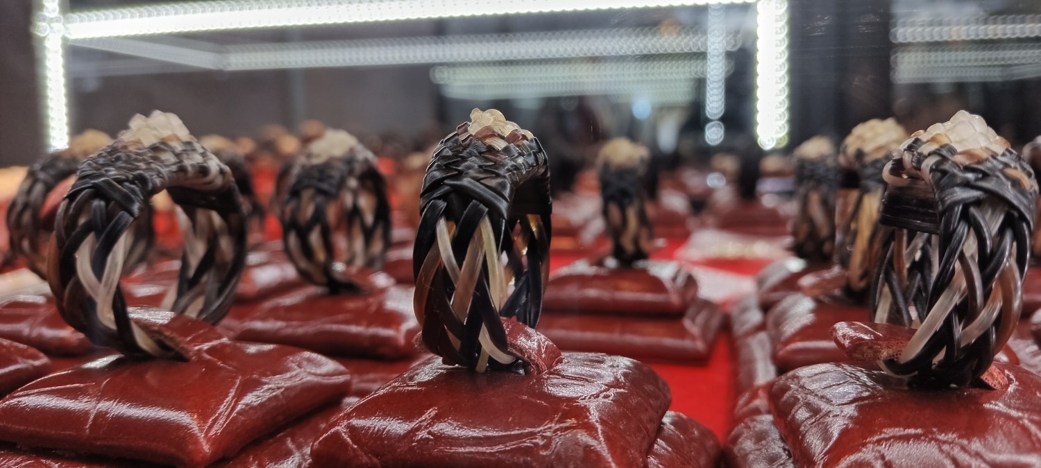 แหวนหางช้างปลอกเก้า