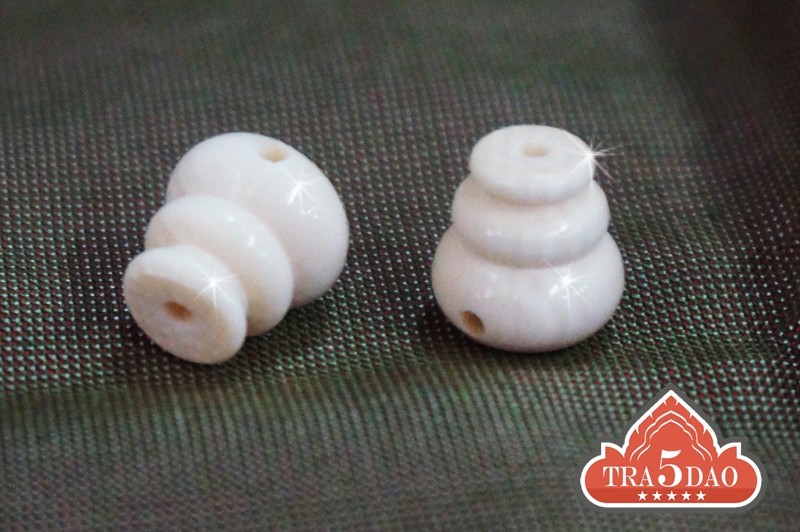 เม็ดงาช้าง น้ำเต้างาช้าง