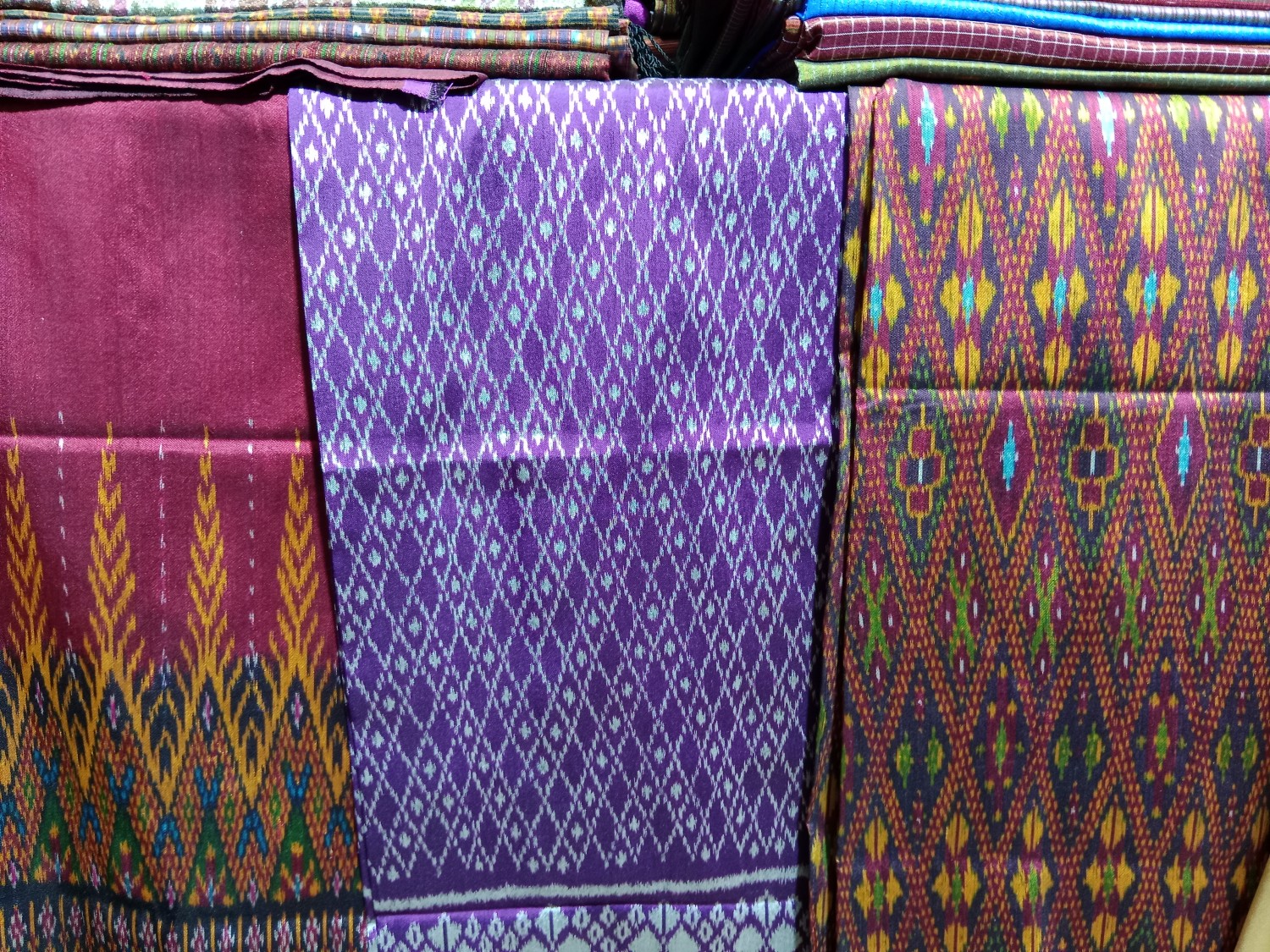 ผ้าไหมมัด3ตะกอ