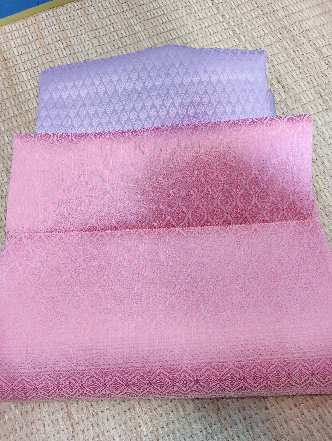 ผ้าไหมยกเงี้ยว