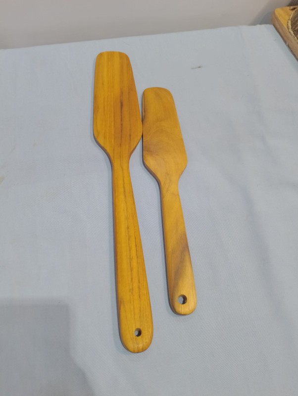 ไม้พายสักทอง