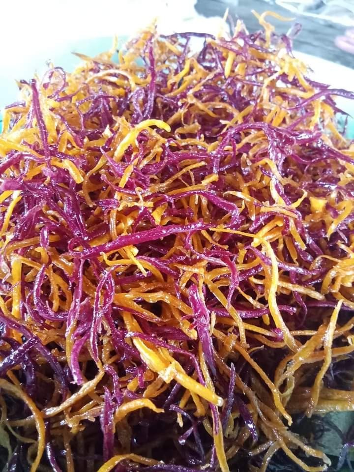 กลุ่มสตรีบ้านสกร็อม