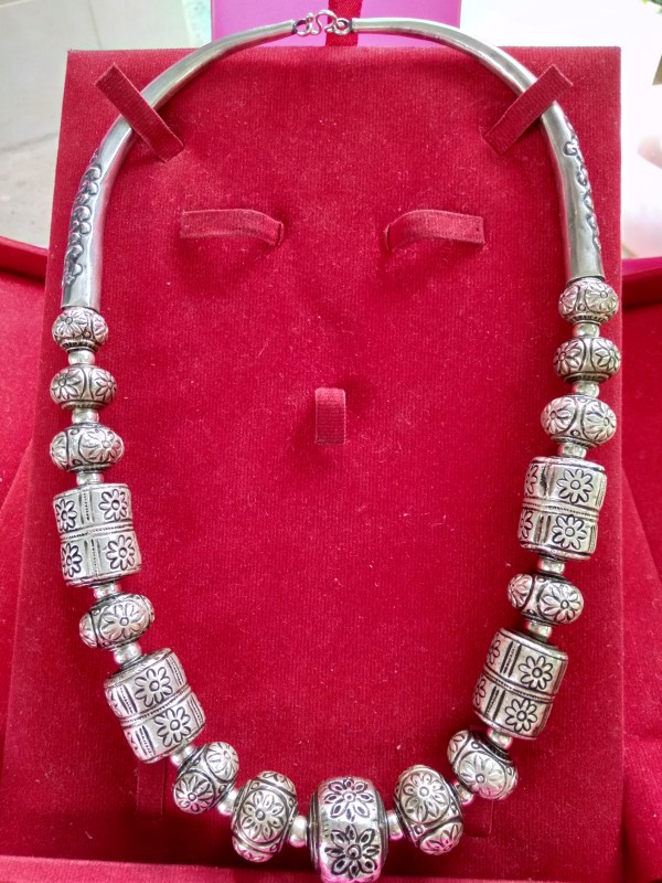 เครื่องประดับเงินแบบประยุกต์