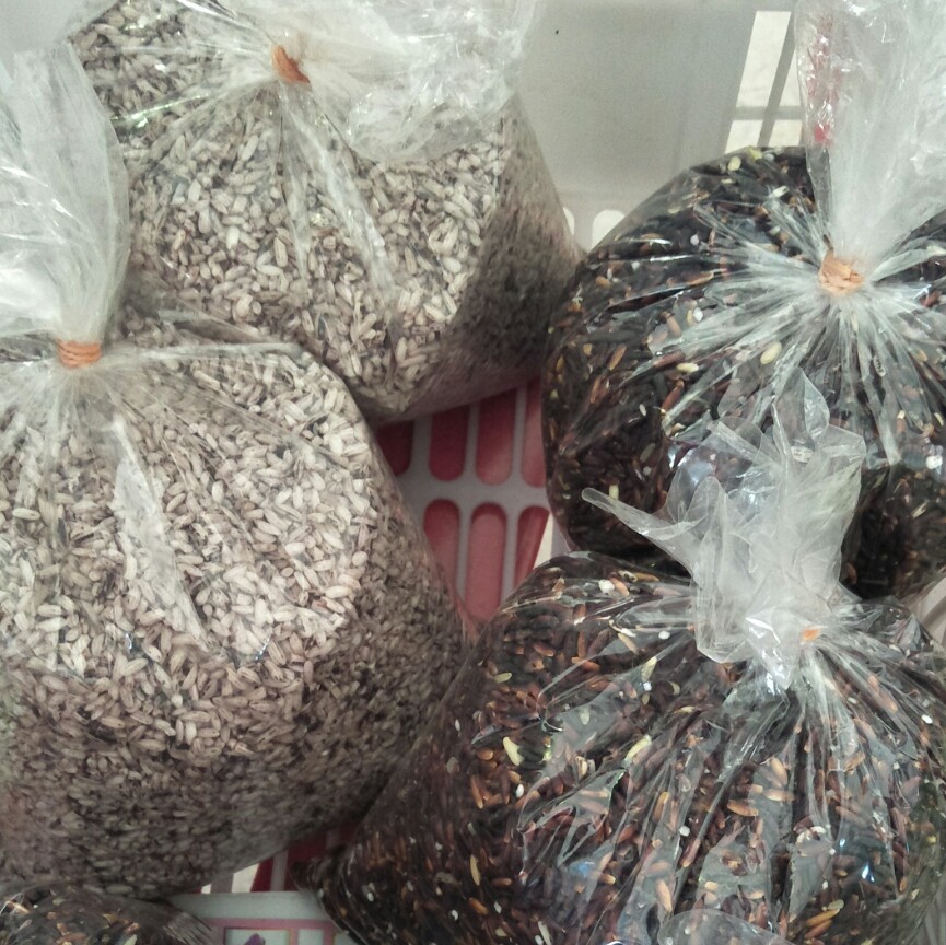 ข้าวเหนียวดำ