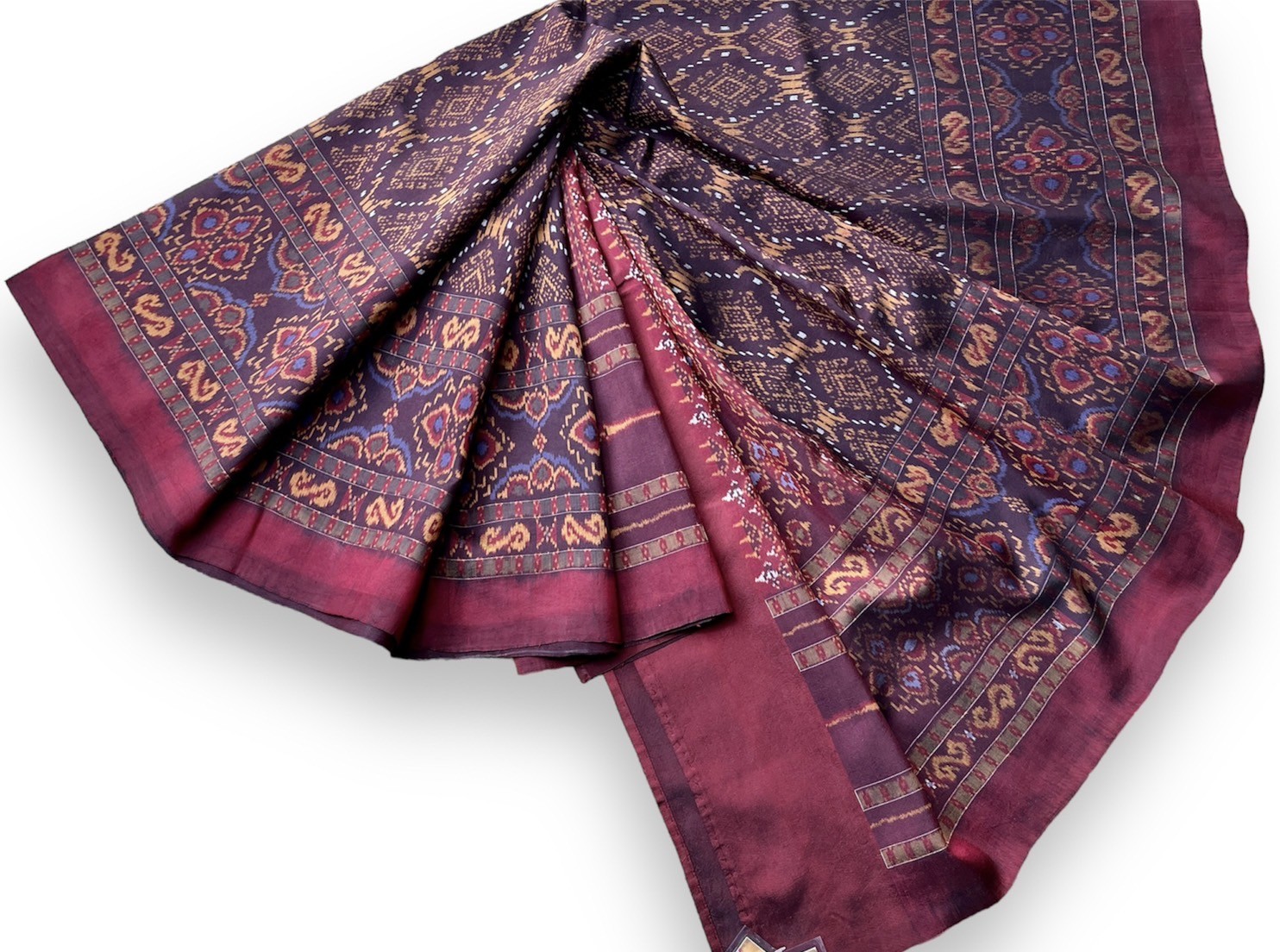 ผ้าไหมมัดหมี่