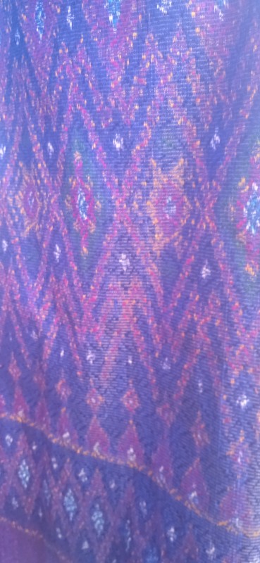 ผ้ายกดอกลีลาวดี 4 ตะกอ ยก 30 รอบ