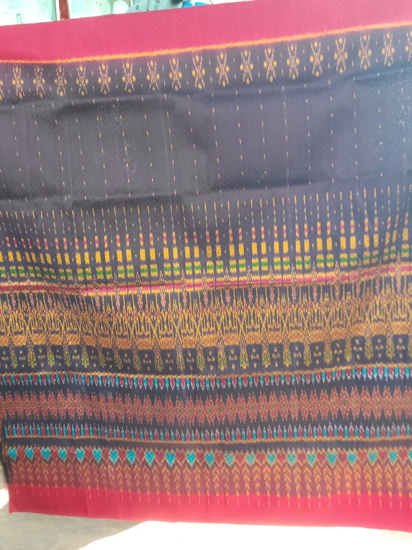 ผ้าไหมลายเรือหงษ์