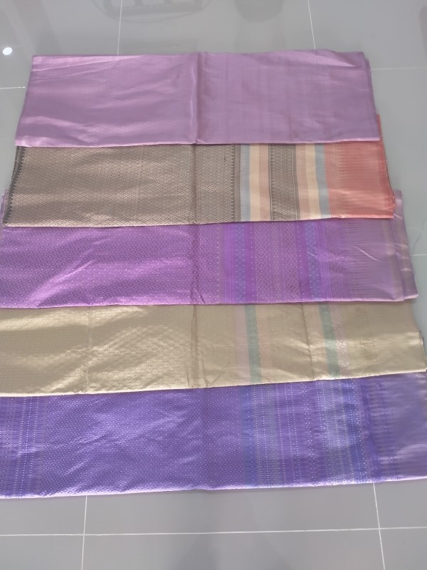 ผ้ายกดอก