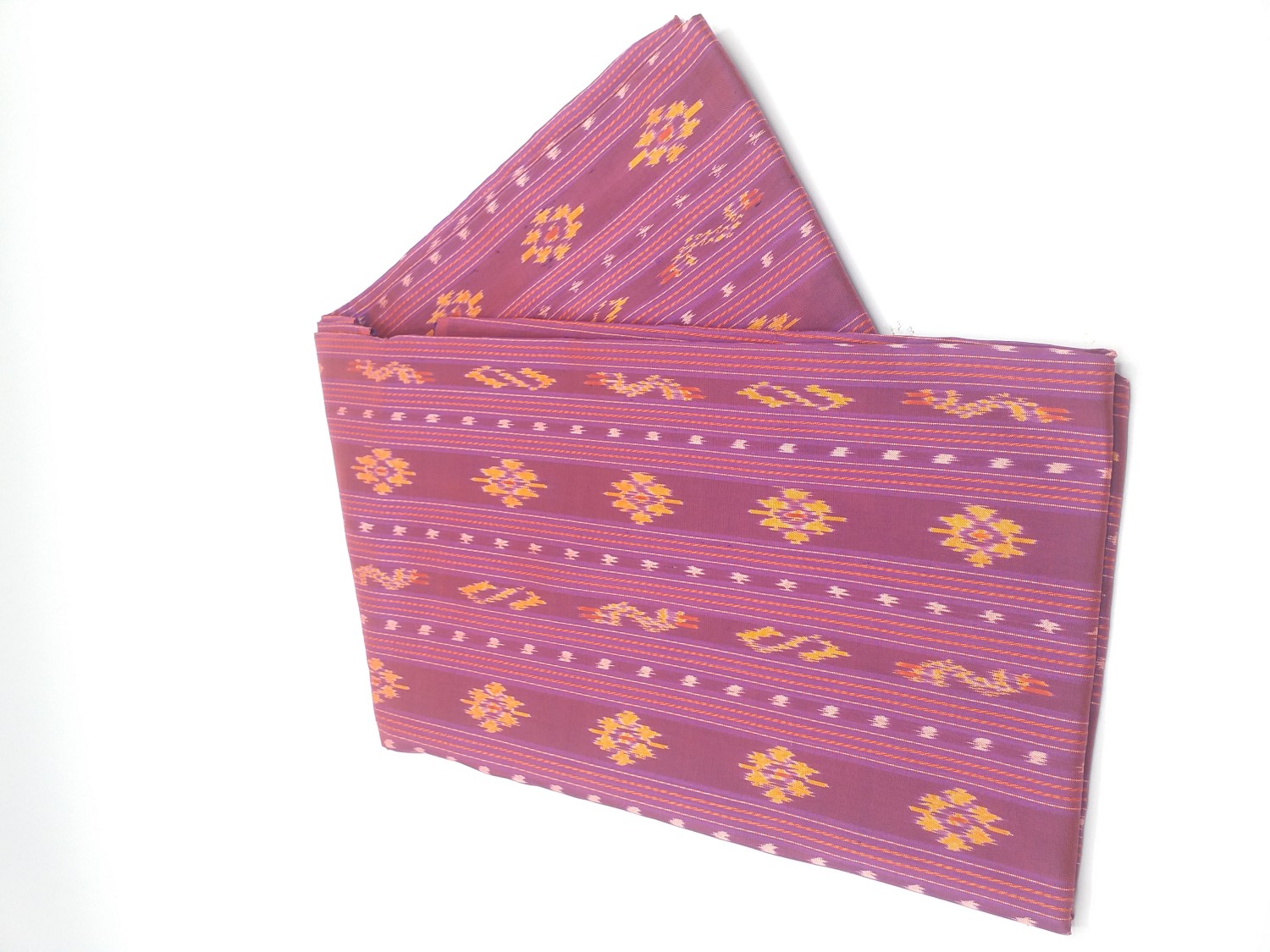 ผ้าไหมมัดหมี่ ลายรัตนบุรี (สีชมพู)