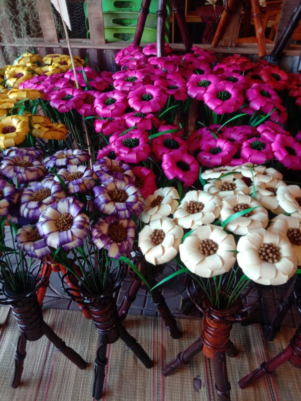 ดอกไม้ประดิษฐ์ ดอกทานตะวัน จากยอดตาล