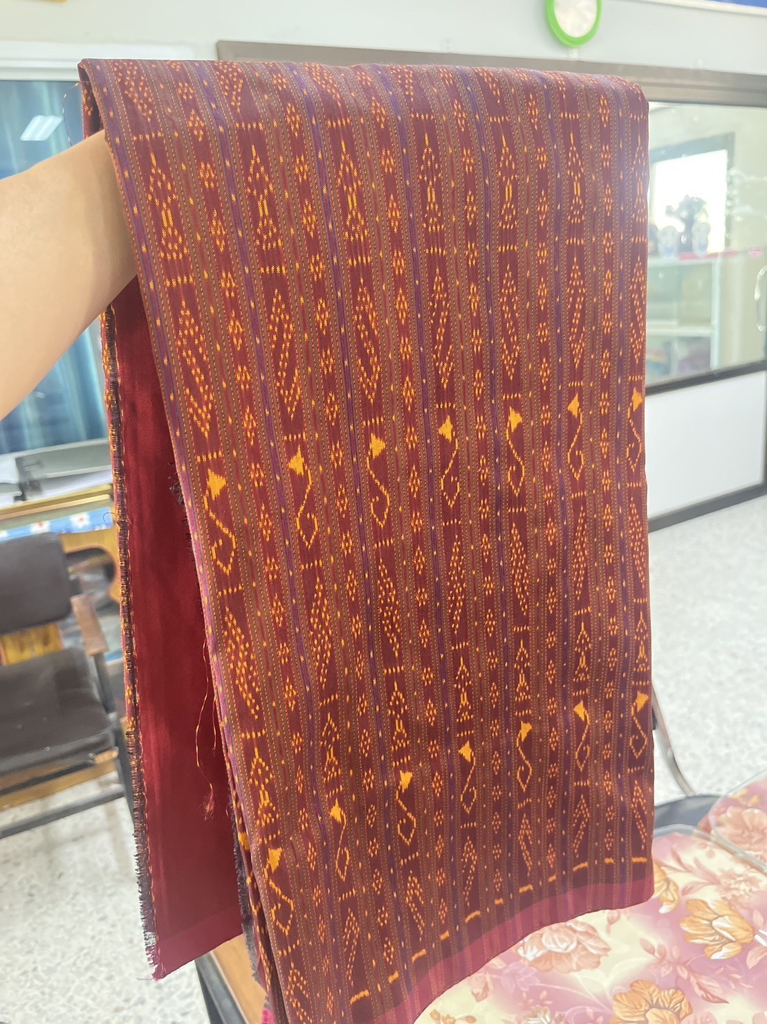 แถวผ้าไหมสุรินทร์