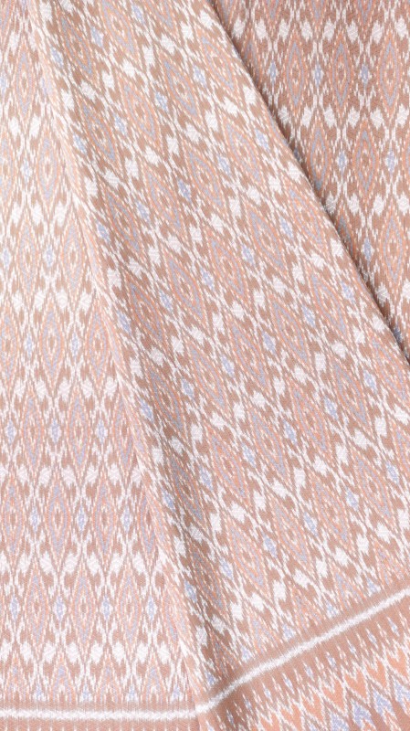 ซิ่น ผ้าไหมมัดหมี่ 6ตะกอ สีธรรมชาติ ขนาด1x2เมตร ลายขอล้อมโคม สีน้ำตาลอมส้มอ่อน รหัส L1-66-082067