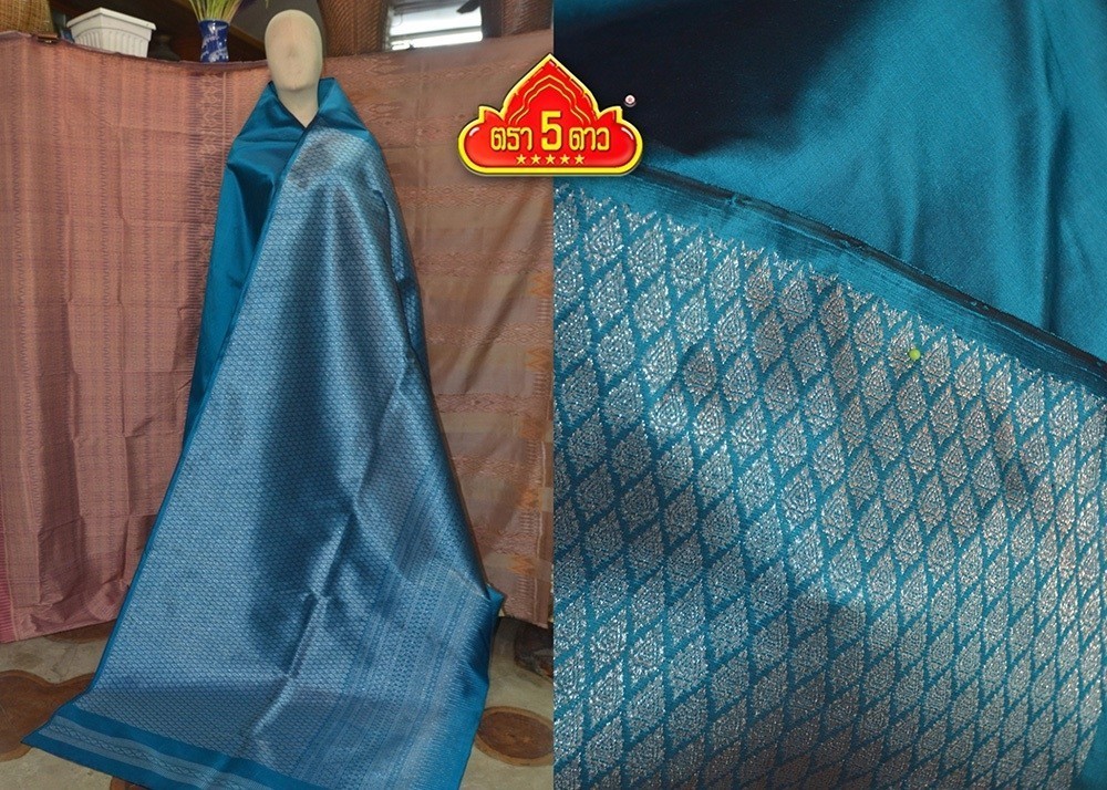 ผ้ายกดอกไหมสุรินทร์ ยกดิ้้นเงิน สีน้ำฟ้าน้ำทะเล (พร้อมผ้าพื้น)