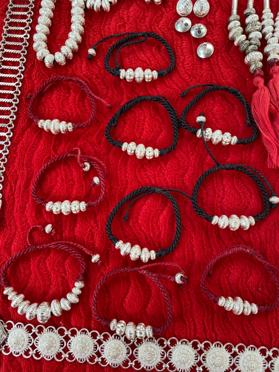 กำไลเชือกเทียนประเกือม