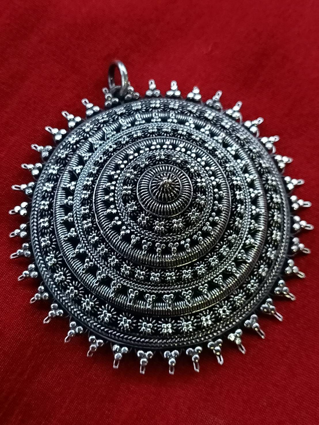 สุนทรเครื่องเงิน