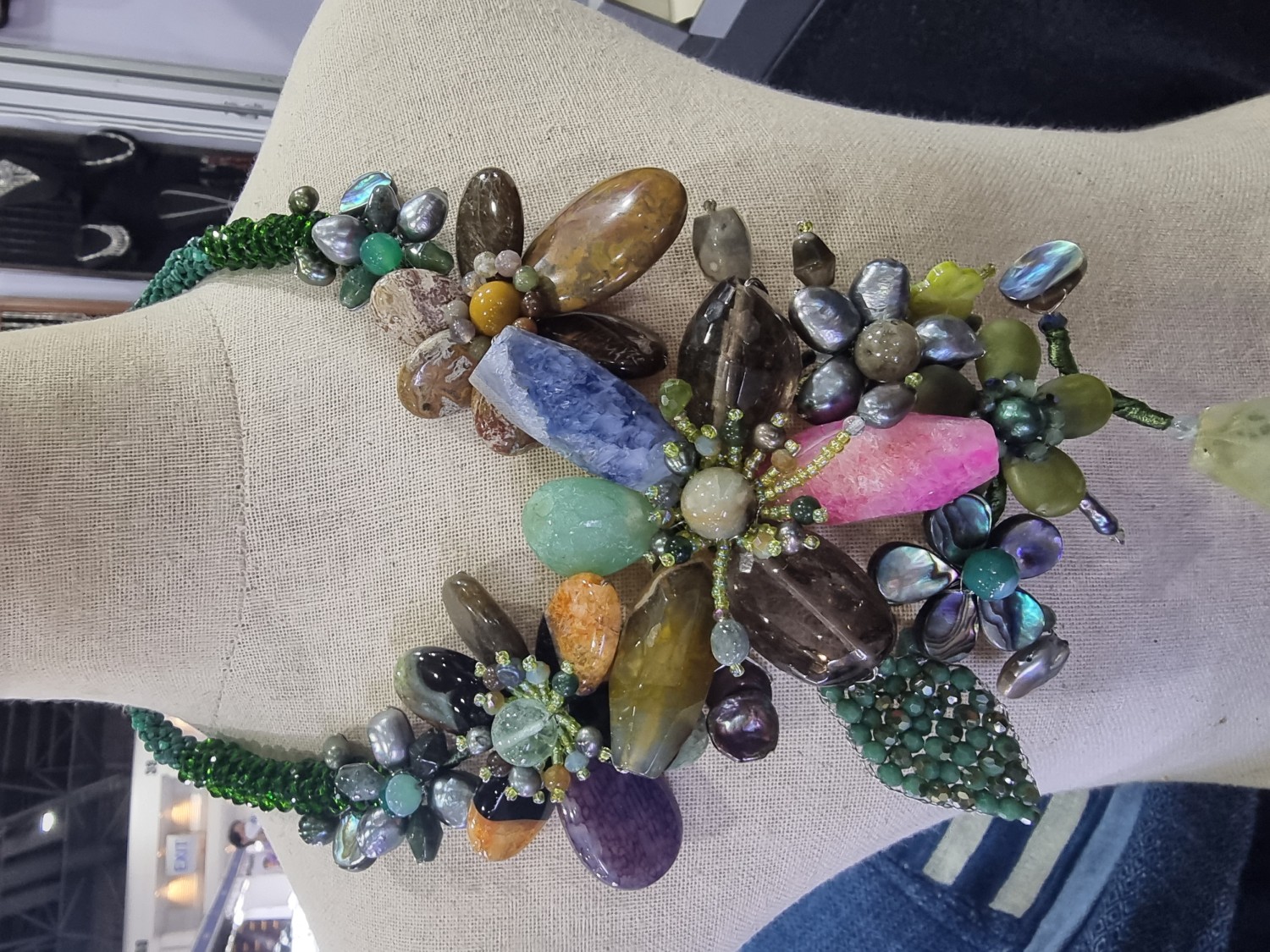 สร้อยผกาอาเกก