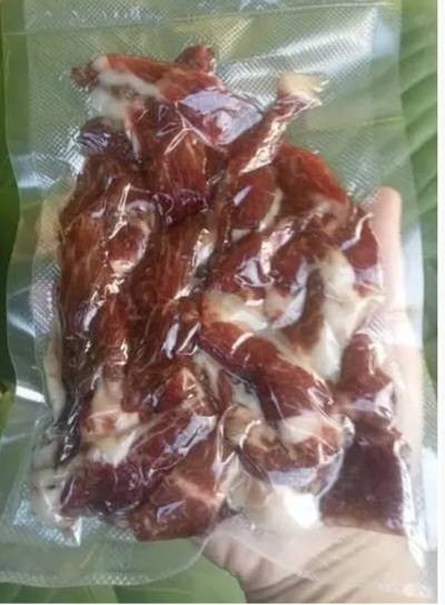 หมูแดดเดียว