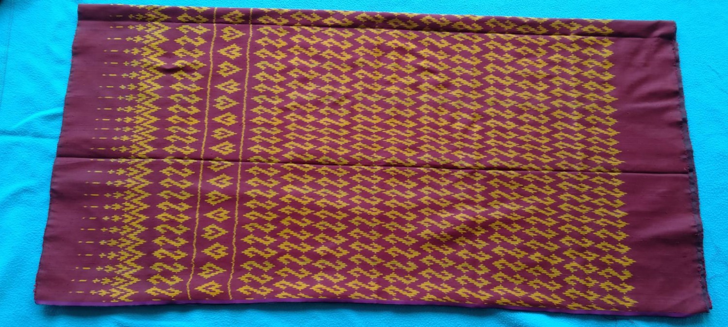 ผ้าไหมมัดหมี่