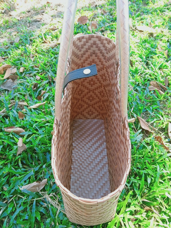 กระเป๋าสานลายดอกแก้ว