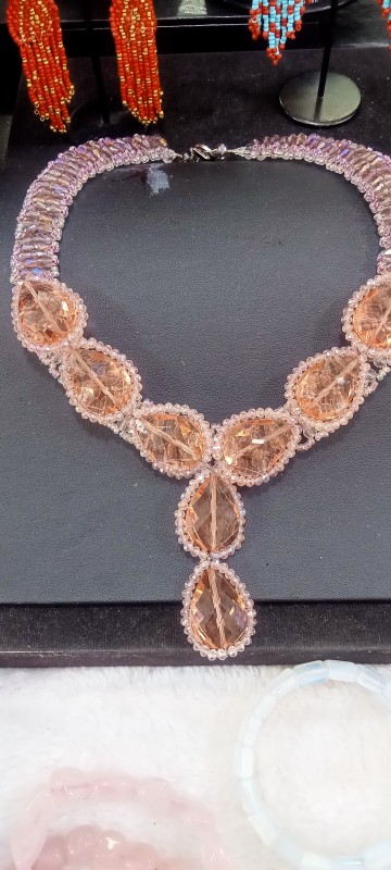 สร้อยคริสตัส