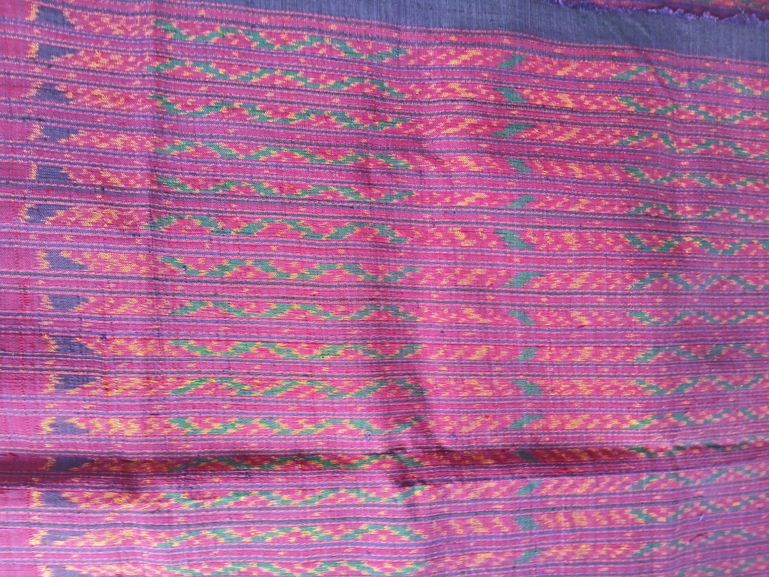 ผ้าไหมโฮล