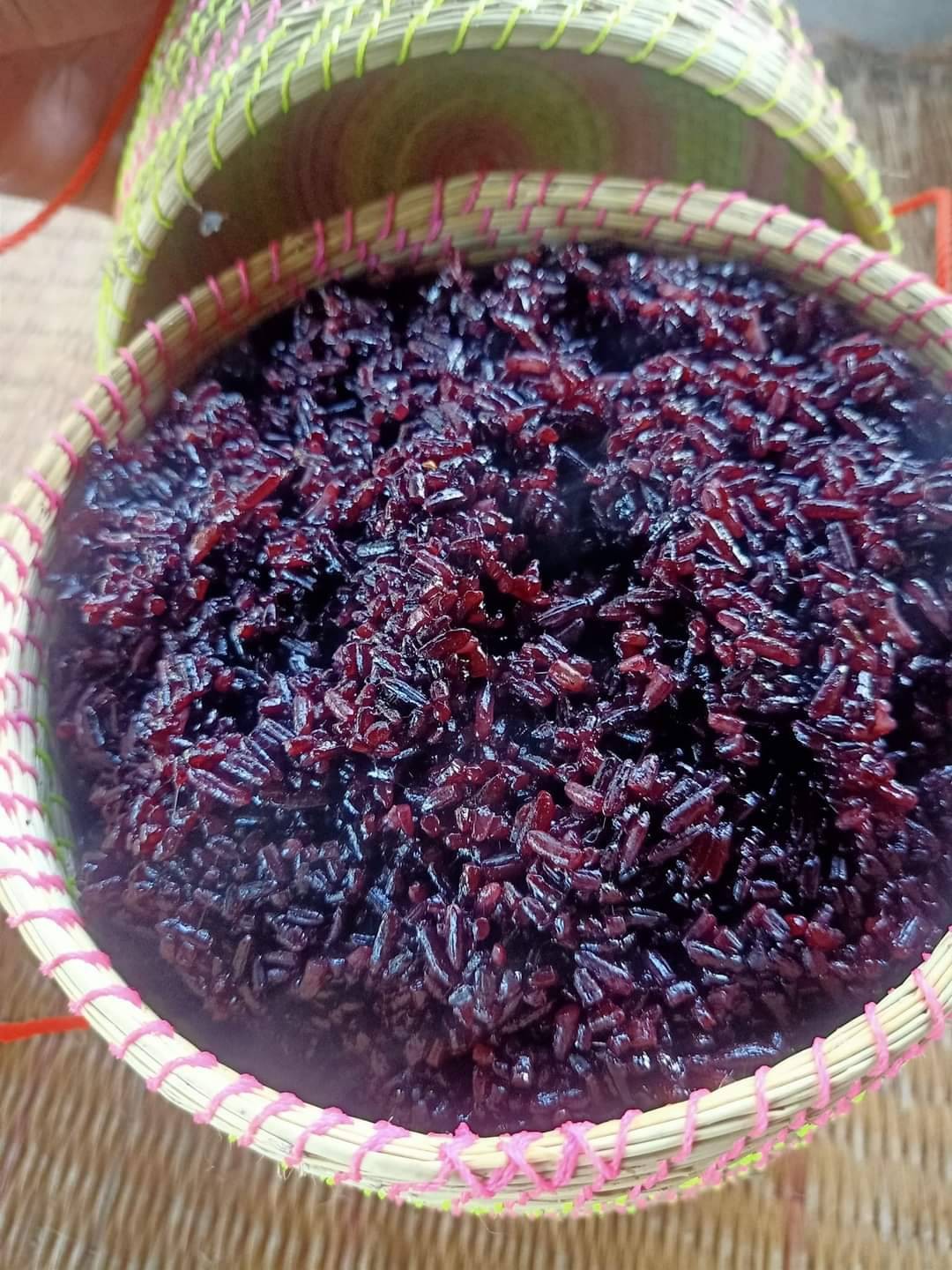 ข้าวเหนียวดำอสิตะ