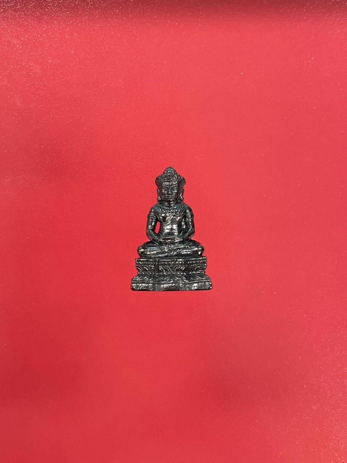 พระชัยวัฒน์จอมสุรินทร์ รุ่นที่ 3 เนื้อทองแดงรมดำ