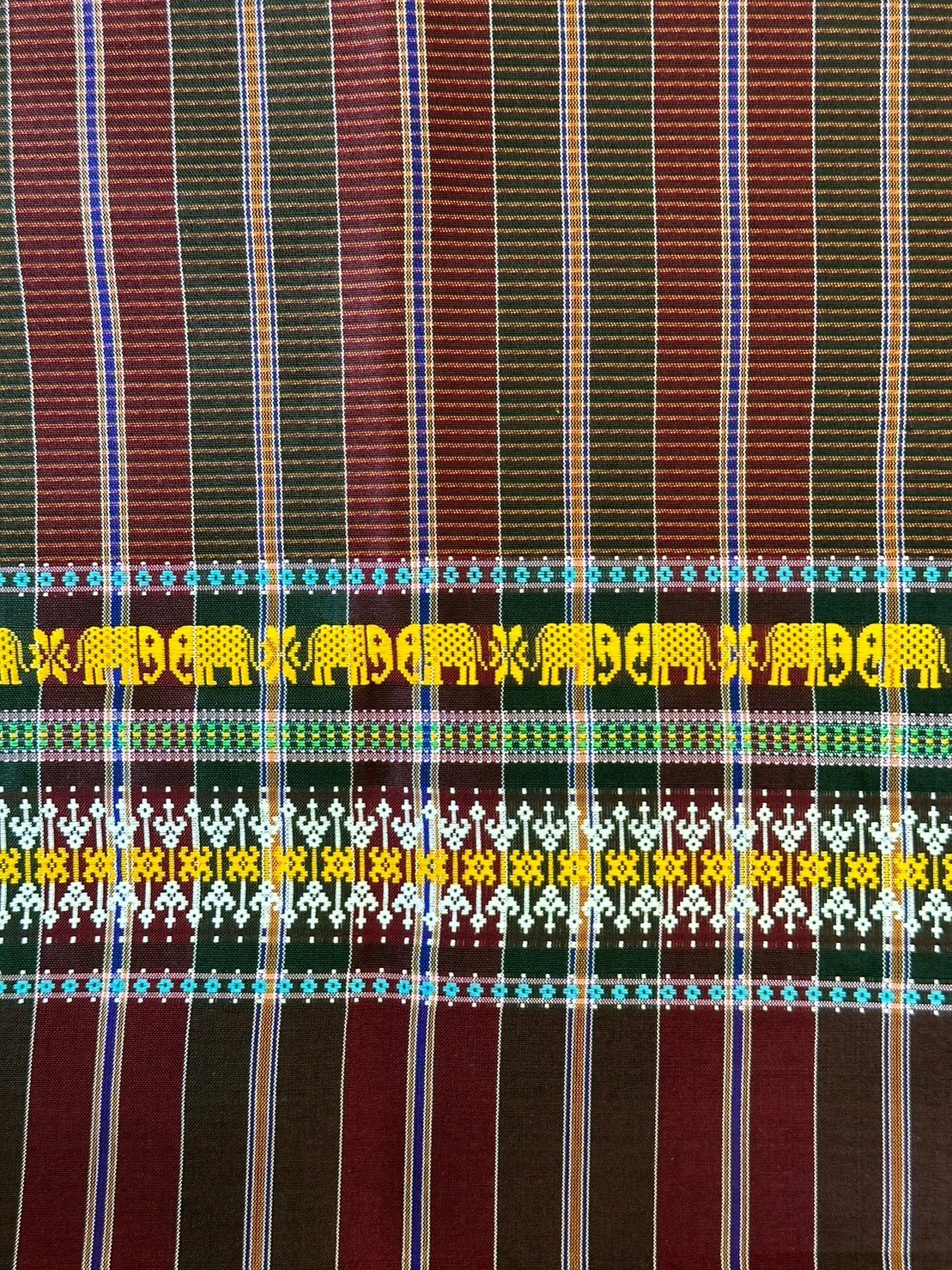 ผ้าขาวม้าลายช้างสุรินทร์