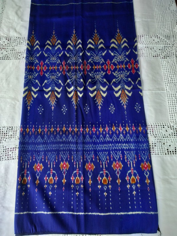 ผ้าไหมมัดหมี่ 3 ตะกอ