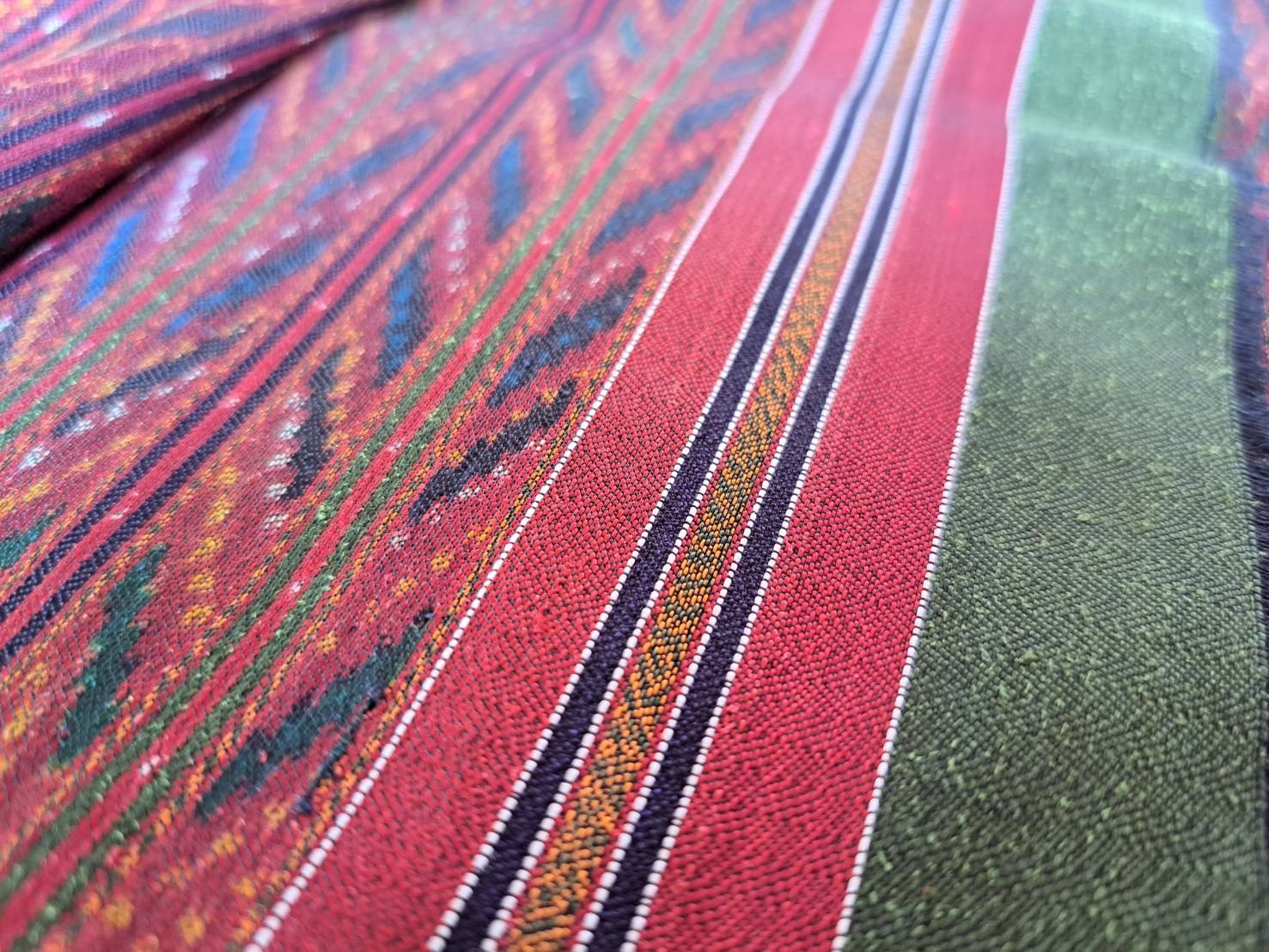 ผ้าโฮลโบราณ เหยียบก้นหอยเล็ก ขนาด 1*2 เมตร 3ตะกอ