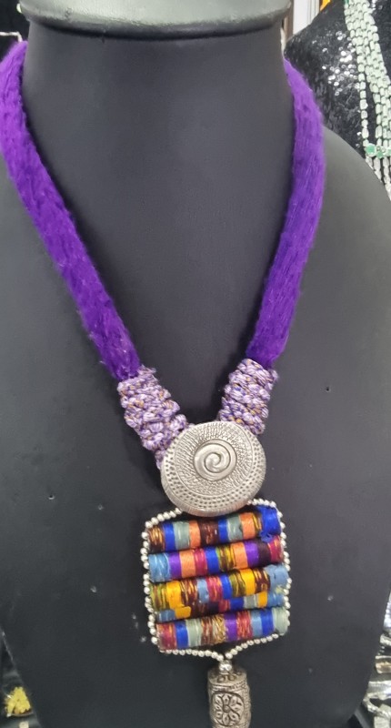 สร้อยไหมจี้เงิน