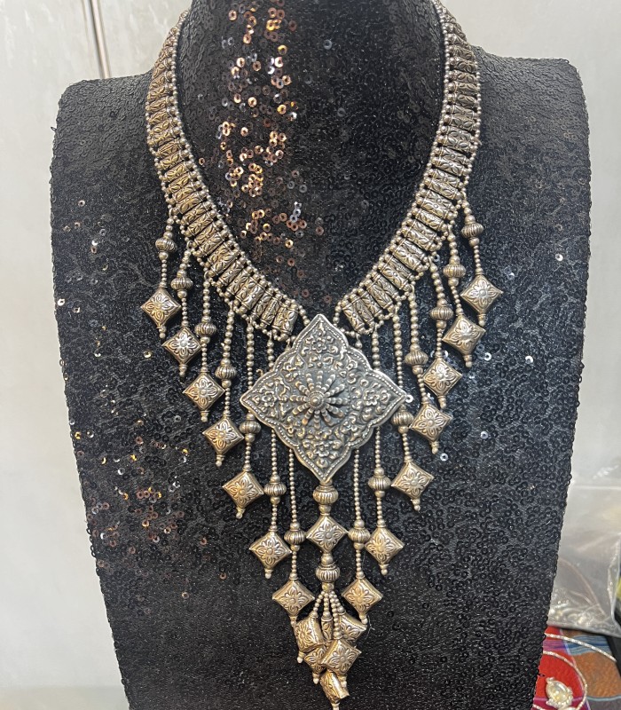 สร้อยคอระย้าปะเกือมเงินโบราณ